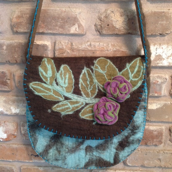 rising tide wool purses